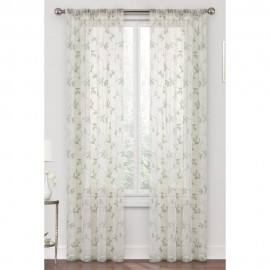 Cortina traslúcida de poliéster Regal Home Collections® Meadow de 1.27 x 2.13 m color marfil/verde
