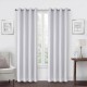 Cortina blackout de poliéster Regal Home Collections® Campbell de 2.41 m color blanco