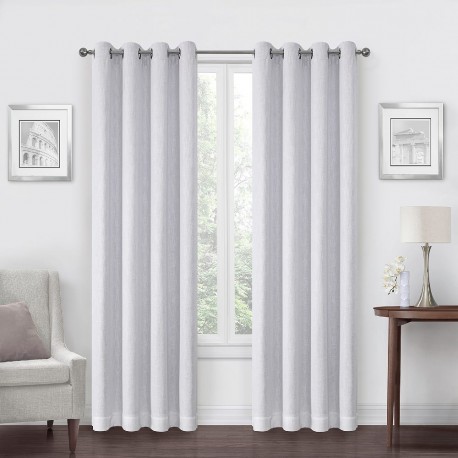 Cortina blackout de poliéster Regal Home Collections® Campbell de 2.41 m color blanco