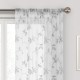 Cortina traslúcida de poliéster Regal Home Collections® Meadow de 1.27 x 2.41 m color blanco/gris