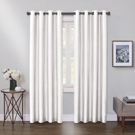 Cortina blackout de poliéster Regal Home Collections® Mystique de 1.27 x 2.13 m color blanco