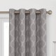 Cortina blackout de poliéster Regal Home Collections® Prescott de 1.27 x 2.13 m color gris/blanco